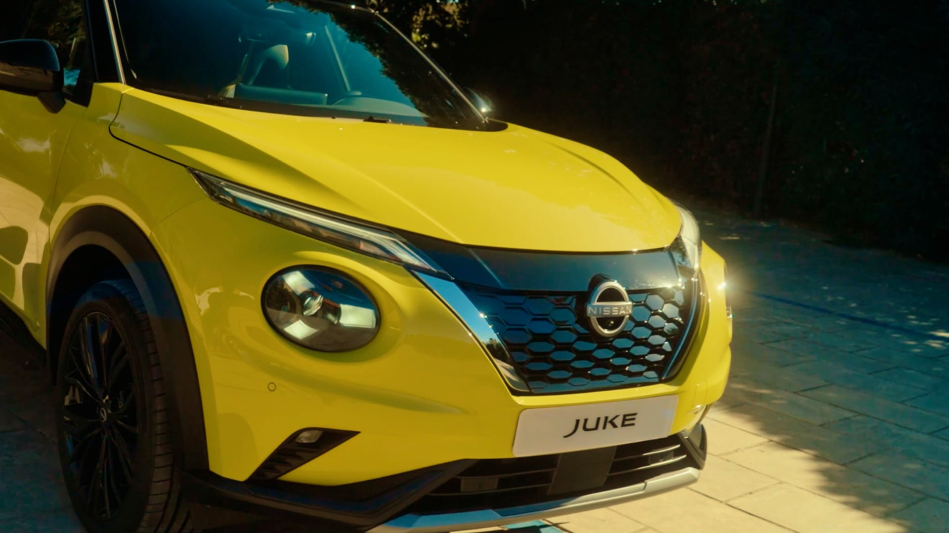 Nissan JUKE design extérieur de face vidéo en boucle